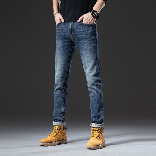 ブランドジーンズ背面デザイン